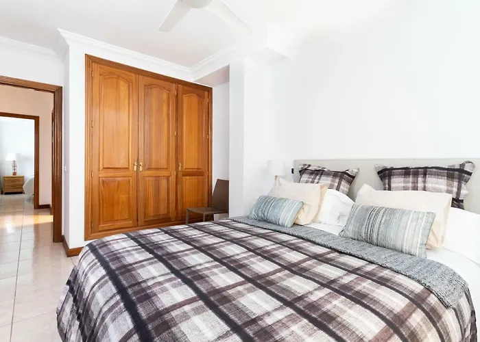 Apartment & Terrace 3a